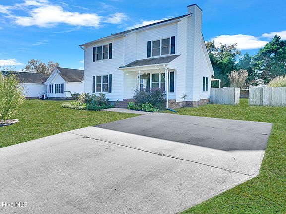 4th image of 626 Winterfield Drive