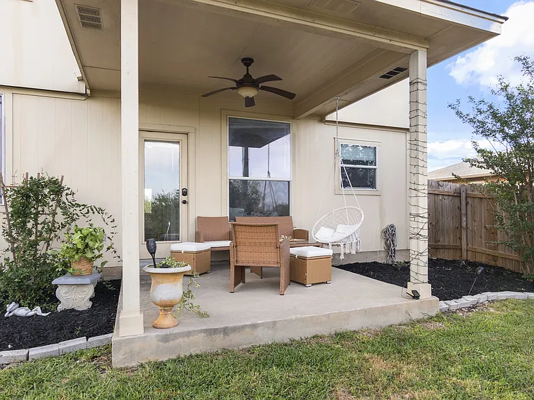 13524 Lyndon B Johnson St — Photo 19