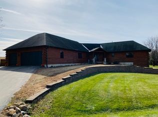 316 Chippewa Ln, Dixon, IL 61021