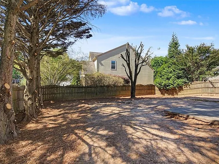 400 Stambridge Ct — Photo 36
