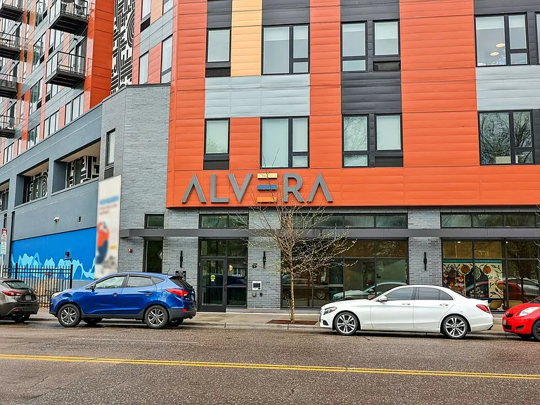 Alvera Apartments — Photo 25
