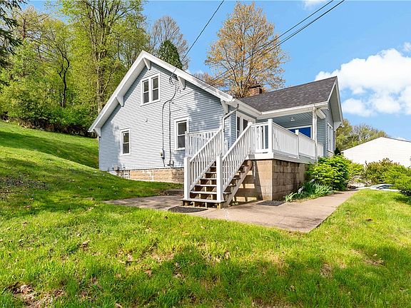 2nd image of 166 Warrendale Bakerstown Rd