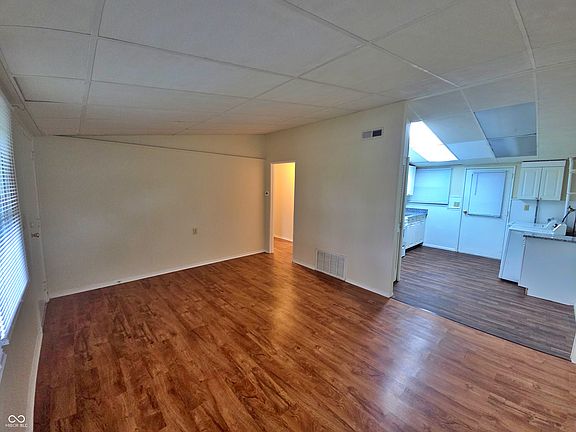 5th image of 1324 S East St