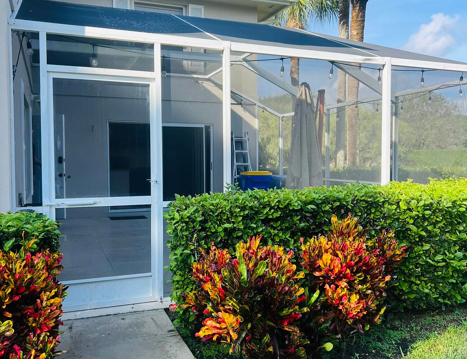 2 bed, 2.5 bath, 1374 sqft, $2,700 — Photo 2