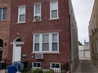 2122 42nd St, Astoria, NY 11105