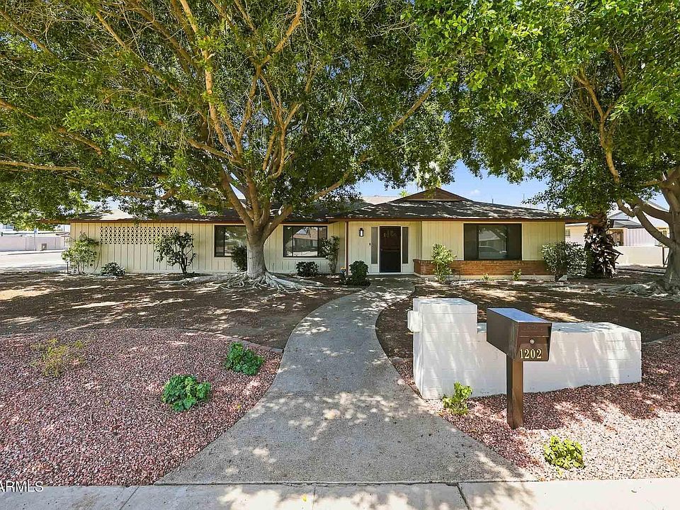 1st image of 1202 E NORTHVIEW Avenue
