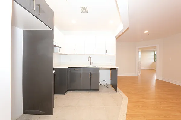 Rented by Corcoran | media 65