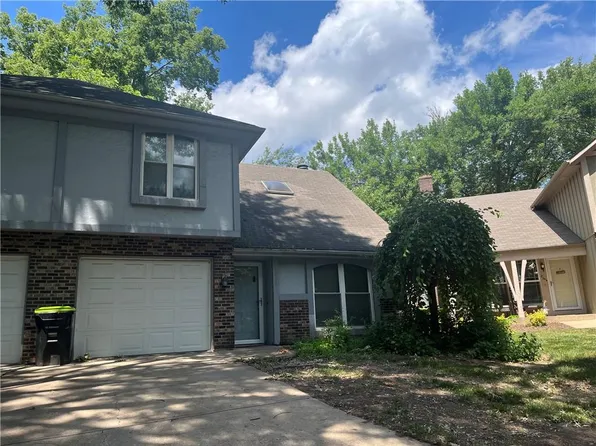 8548 Wedd St, Overland Park, KS 66212