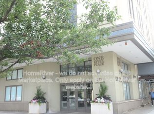 758 N Larrabee St APT 603, Chicago, IL 60654