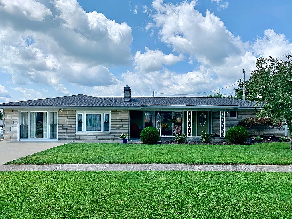 207 Shawnee Dr photo 1