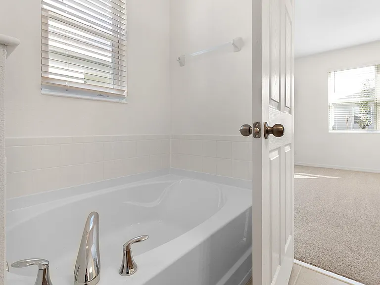 220 Hamlet Loop — Photo 31