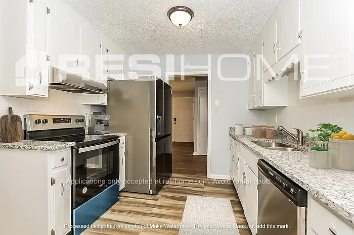 3 bed, 2.0 bath, 1266 sqft, $1,875 — Photo 2