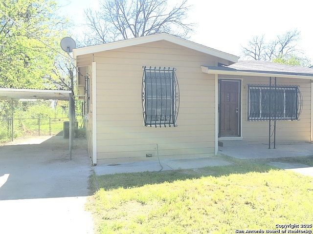 2nd image of 434 Walton Ave