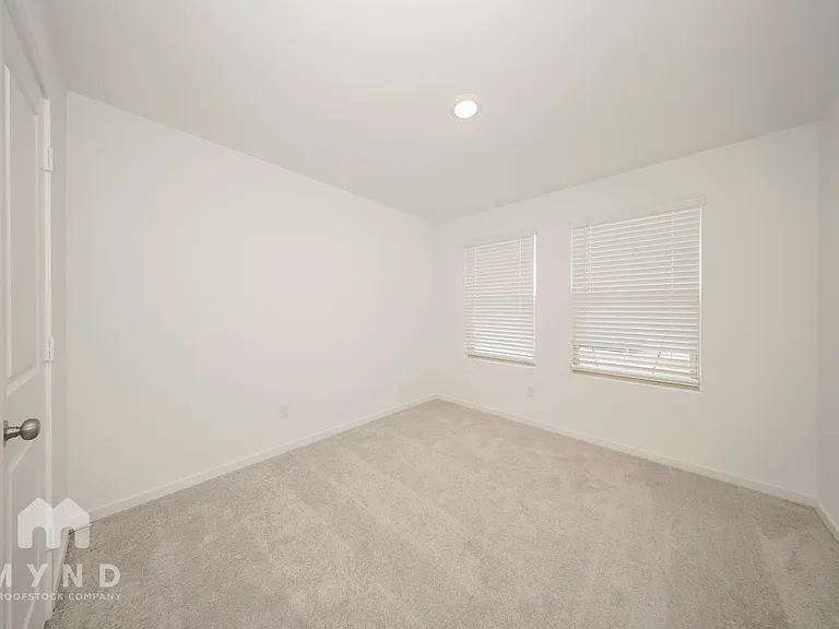 9717 NW 124th St — Photo 15