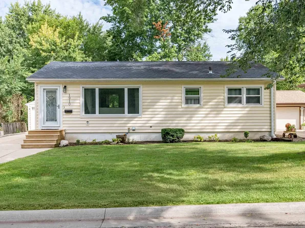 1910 Maynard Ave, Waterloo, IA 50701