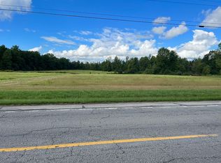 10872 Baumhart Rd, Amherst, OH 44001