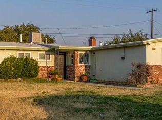 44014 3rd St E, Lancaster, CA 93535