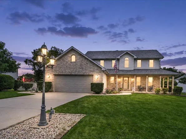 2252 Lennox Ln, Valparaiso, IN 46385