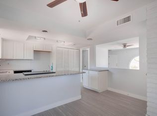 7208 W Bethany Home Rd, Glendale, AZ 85303