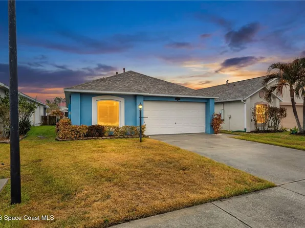 2047 Majestic Pine Ct NE, Palm Bay, FL 32905
