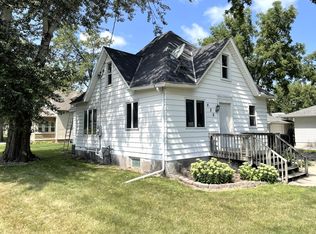 428 Cedar St, Nicollet, MN 56074