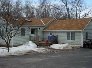 4 Bayview Dr, Brookfield, CT 06804