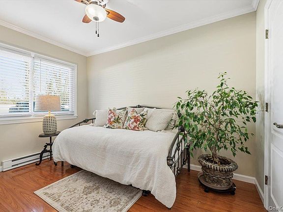 3rd image of 40 West 4 St #163
