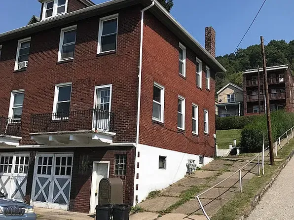 700-702 Airbrake Ave, Wilmerding, PA 15148