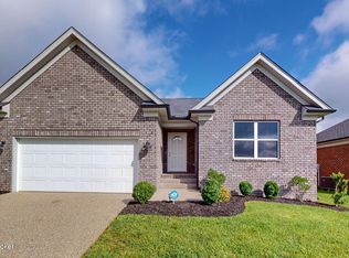 8813 Vision Pl, Louisville, KY 40229