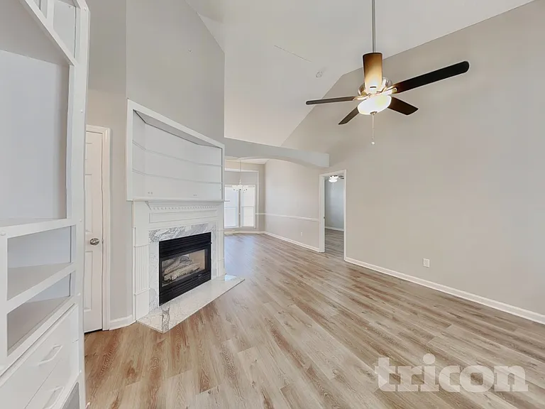 305 Aqua Marine Ln — Photo 3