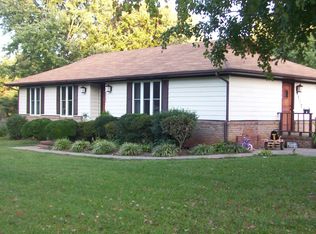 8505 Bromfield Rd, Oak Ridge, NC 27310