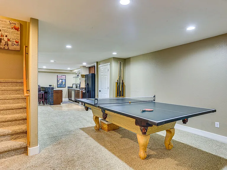 Building's Lounge
