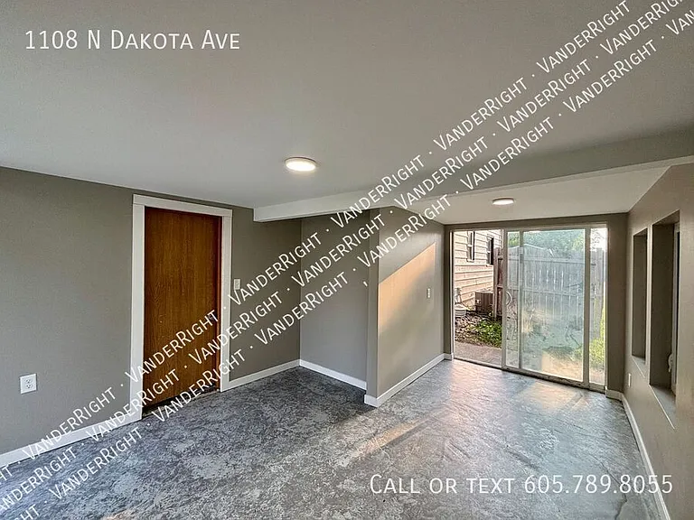 1108 N Dakota Ave — Photo 24