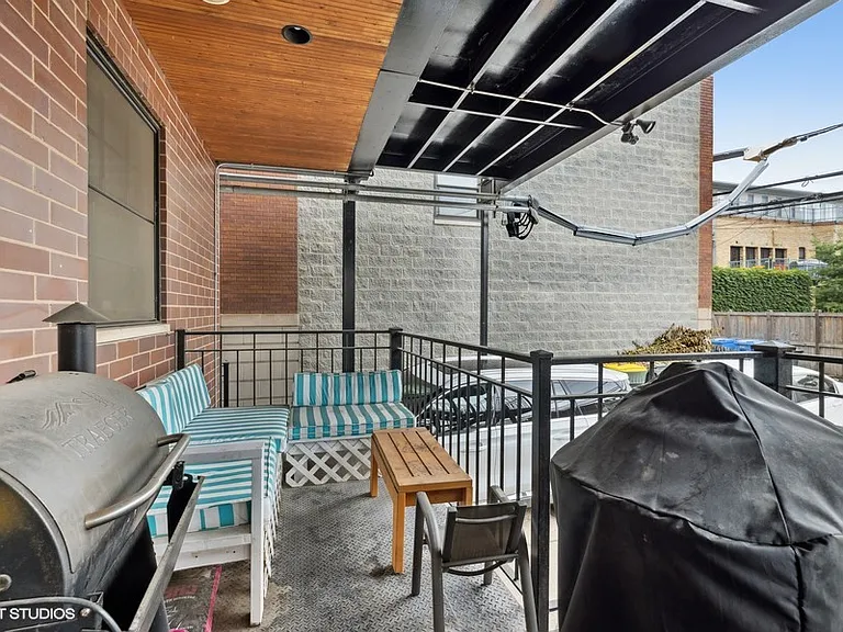 2641 N Ashland Ave #1N — Photo 17