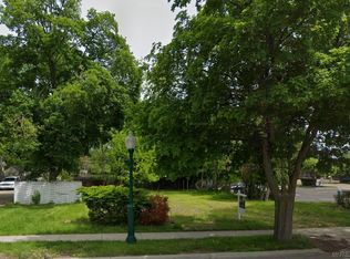 510 W University Dr, Rochester, MI 48307