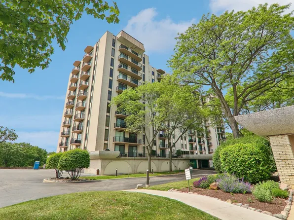 190 S Wood Dale Rd APT 1105, Wood Dale, IL 60191