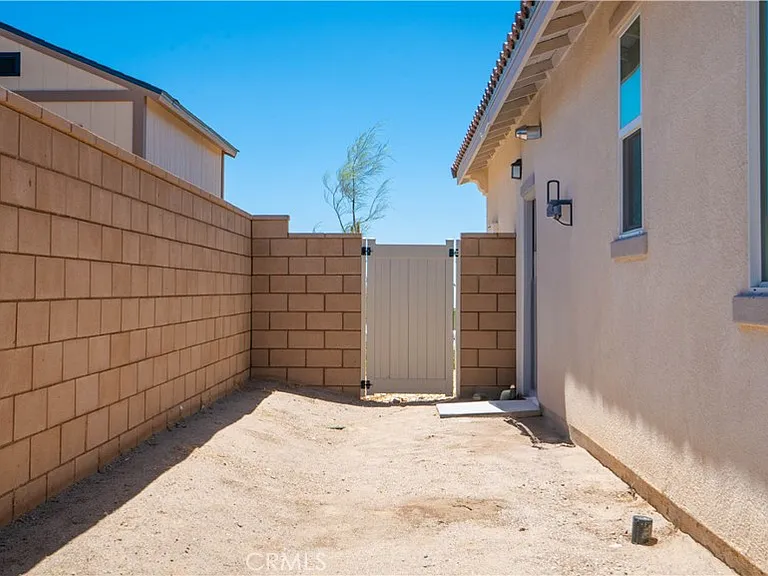 13925 Mesa View Dr — Photo 58
