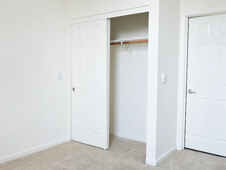 516 Martha St #207 — Photo 7