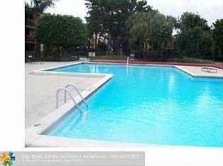 3rd image of 733 SE 1st Way APT 203