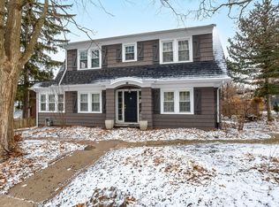 70 Crestwood Ter, Davenport, IA 52803