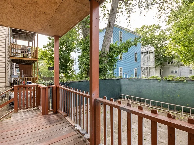 35 Torrey St #3 — Photo 22