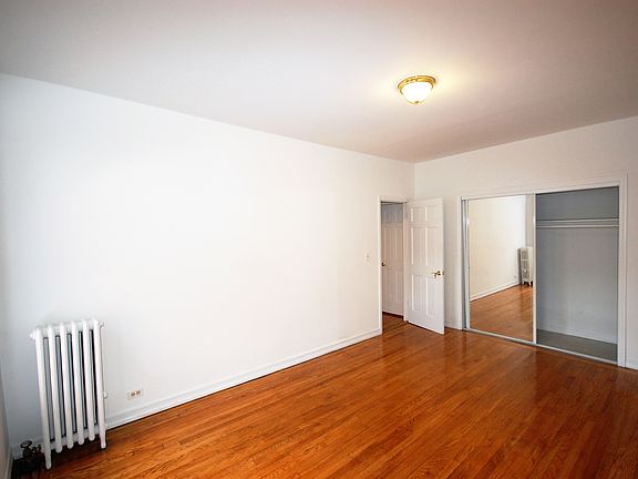 5th image of 3388 Wayne Ave #51E