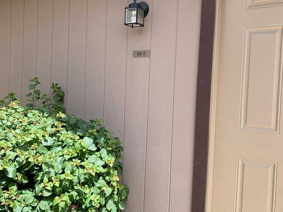 3rd image of 916 S Casitas Dr APT D