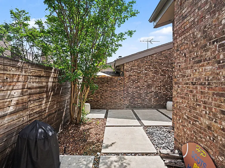12368 Montego Plz — Photo 31