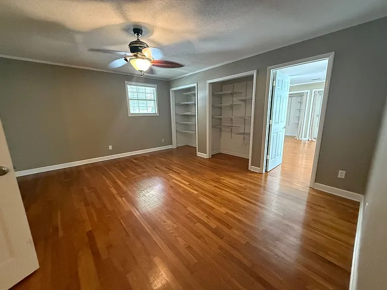 905 Poinciana Dr — Photo 32
