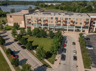 705 Village Green Way UNIT 303, West Bend, WI 53090