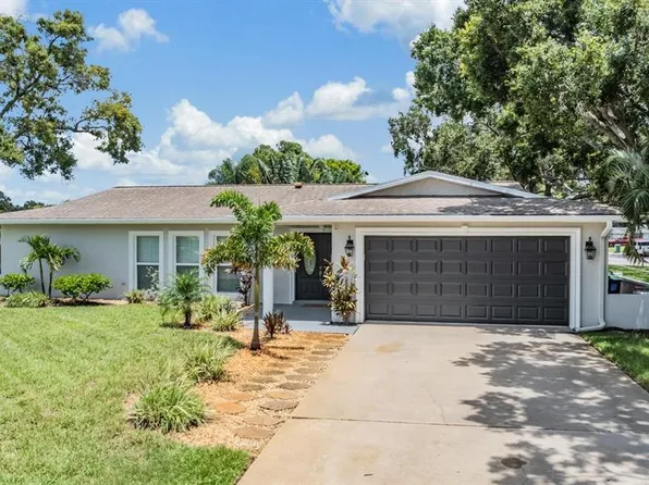 11829 93RD WAY N, LARGO, FL 33773