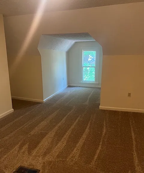912 W End Ave — Photo 5