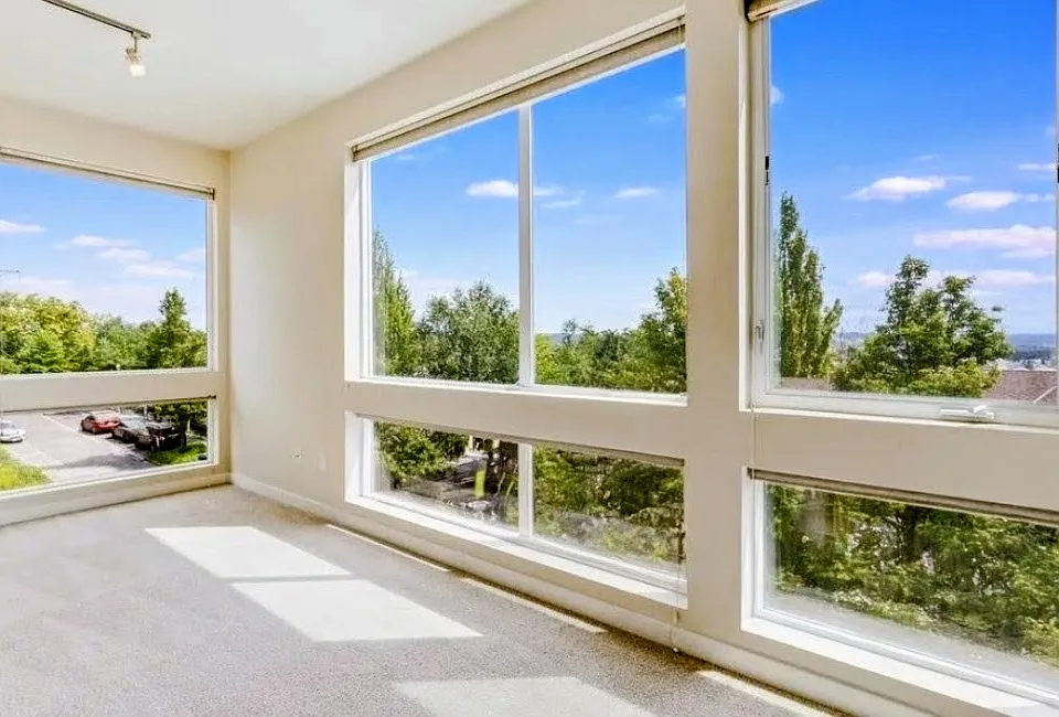 2356 Court G #48