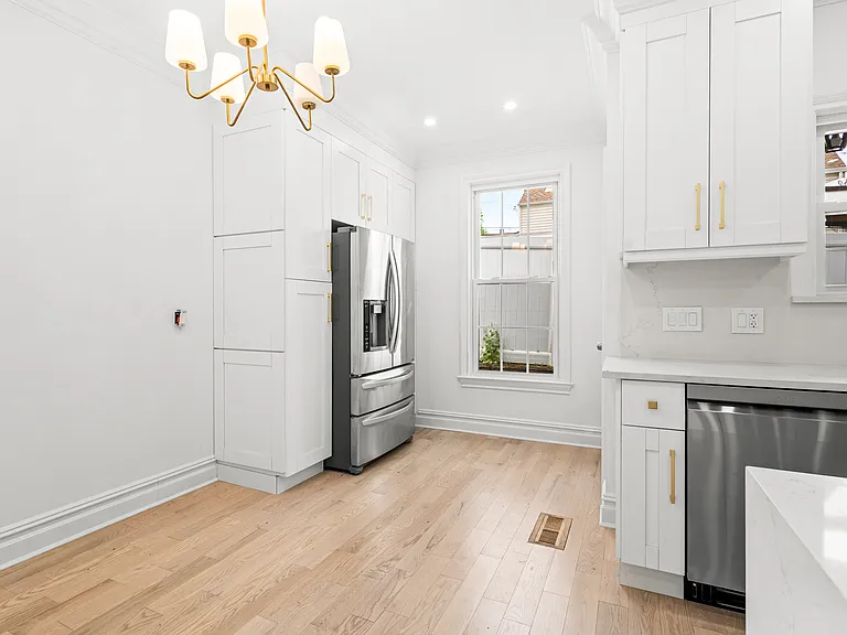 70 E Passaic St #1A — Photo 44